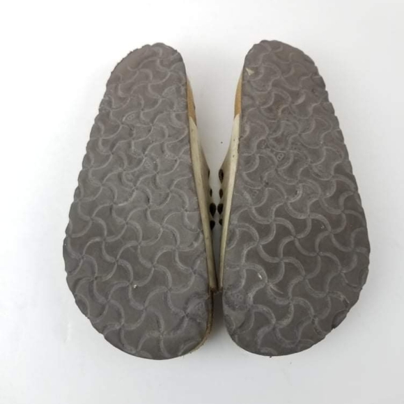 BIRKENSTOCK Women's Granada Tan Leather Sandals - Picture 9 of 10